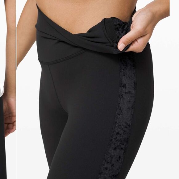 Lululemon Align Super High-Rise Crop *Crushed Velvet
Black - Picture 3 of 10